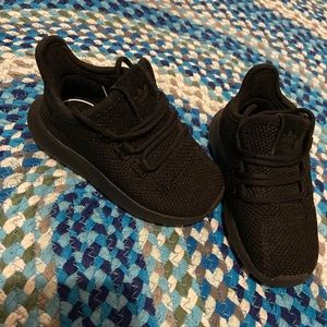 6k black adidas